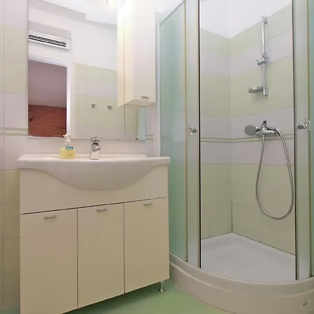 Fuer 5 Personen Ca 60 Qm In Banjole, Istrien Istrische Riviera Apartment