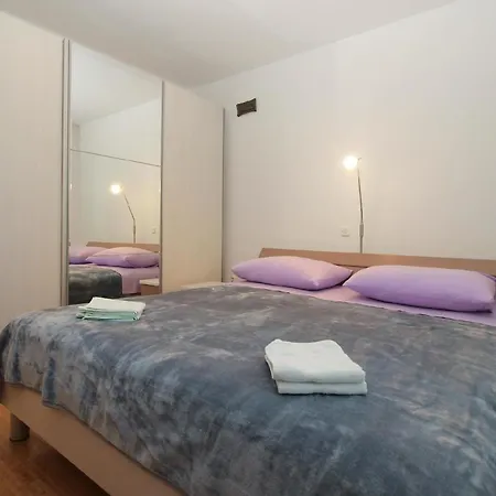 Fuer 5 Personen Ca 60 Qm In Banjole, Istrien Istrische Riviera Apartment *