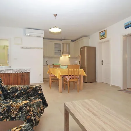 Fuer 5 Personen Ca 60 Qm In Banjole, Istrien Istrische Riviera Apartment *